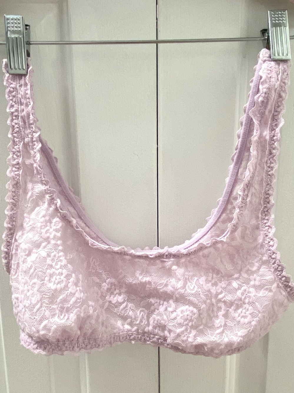 Sheer lace lavender violet bralette. Size Small